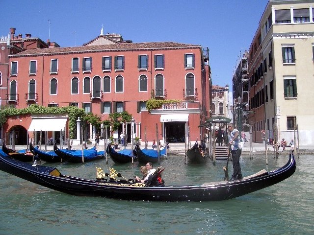 gondola.jpg